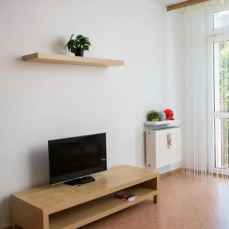 Appartement Ochota Geodetow Standard By Bookinghost