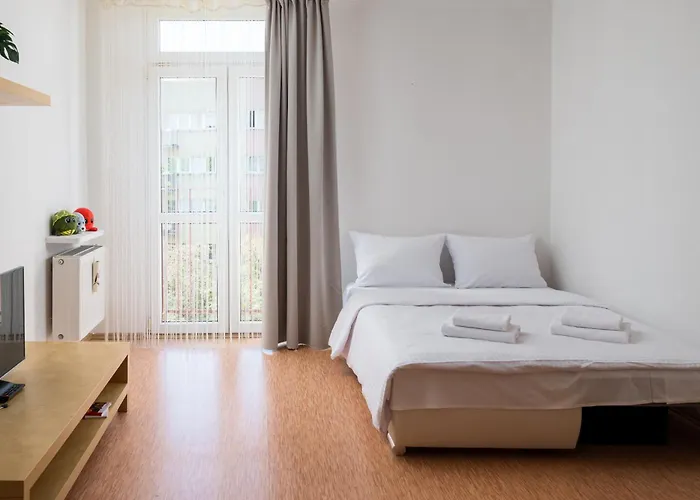 Ochota Geodetow Standard By Bookinghost *